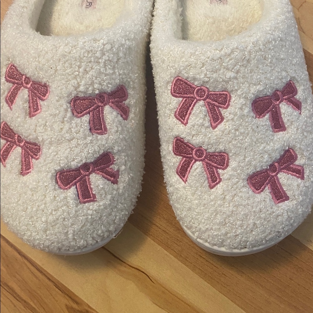 Pink Bow Slippers - Picture 2 of 5